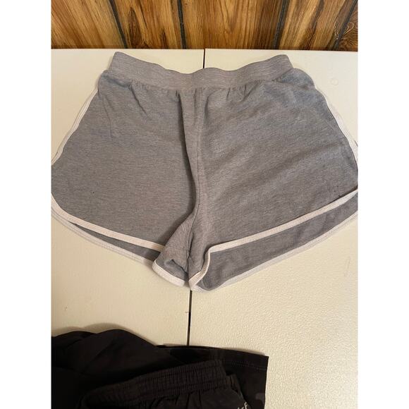 NIKE short shorts women’s athletic works XS 0-2 black gray white 3 pr - Picture 4 of 9